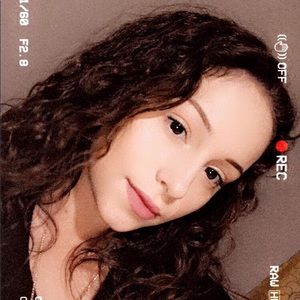 Meet your Posher, Lilia